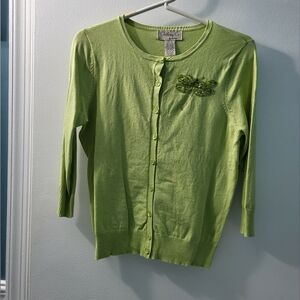 Clothing Company By Notations Green Sweater 3/4 Sleeves With A Dragonfly